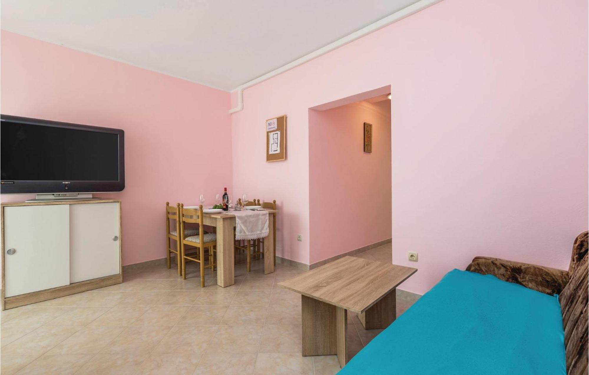 Gorgeous Apartment In Matulji With Kitchen Екстер'єр фото